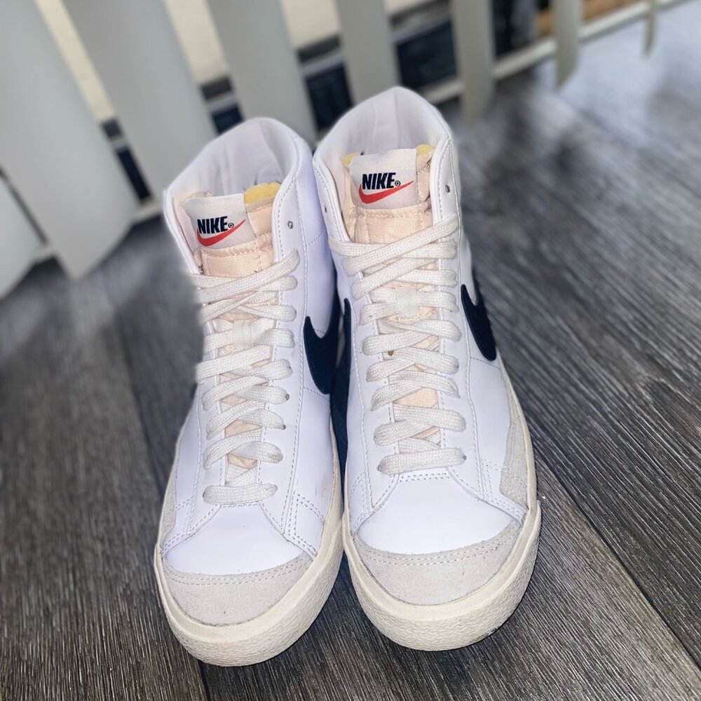 Nike high tops women